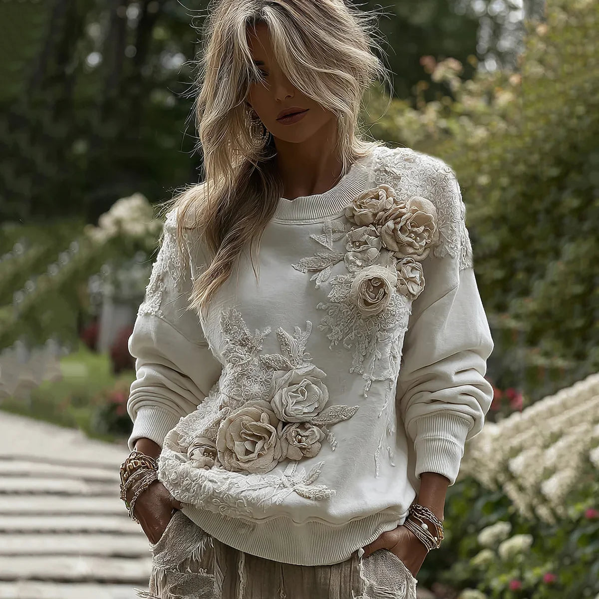 Dámská vintage mikina s útulným květinovým vzorem