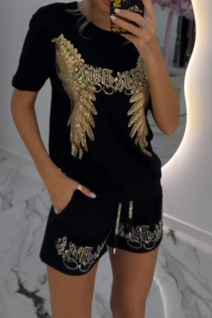 Dámský dvoudílný top a šortky se světlým vzorem