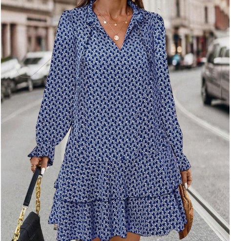 Volánkové šaty s potiskem z roku 2024