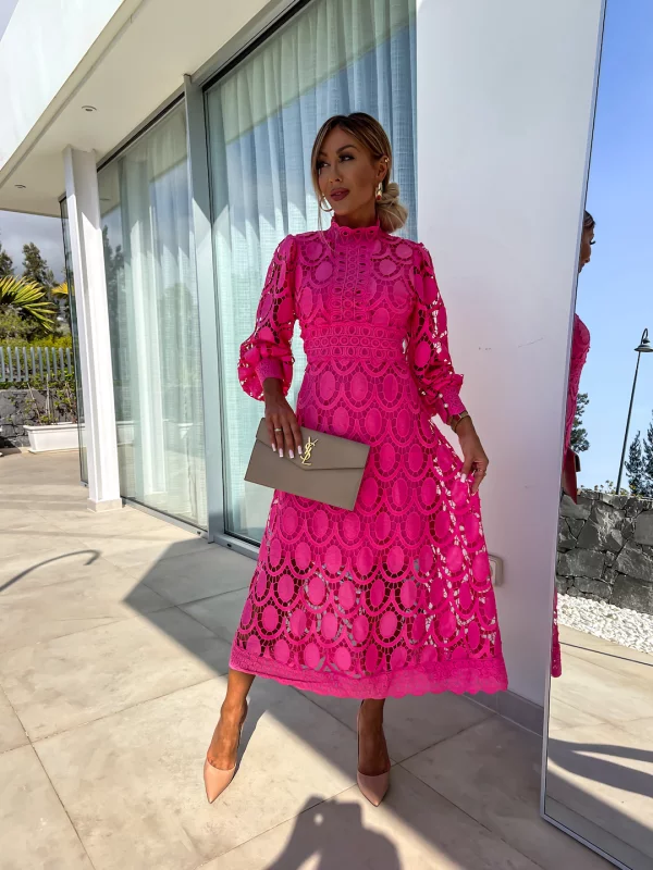 Vysoce kvalitní krajkové maxi šaty