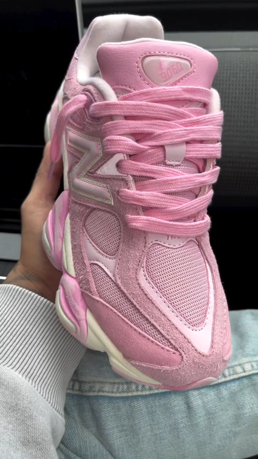 Prodyšné semišové tenisky na volný čas