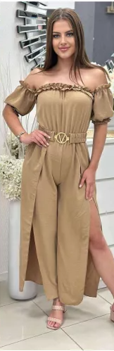 Stylový a moderní dámský overal s volánky a rozparkem na jednom rameni