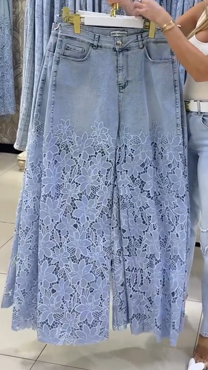 Dámské džíny s patchworkem a otevřenou krajkou