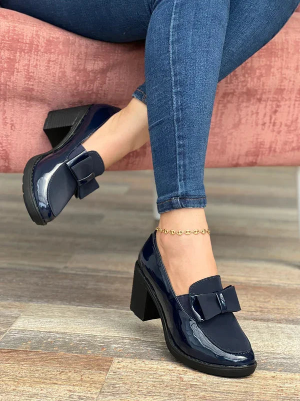 👠 Dámské lakované vysoké podpatky