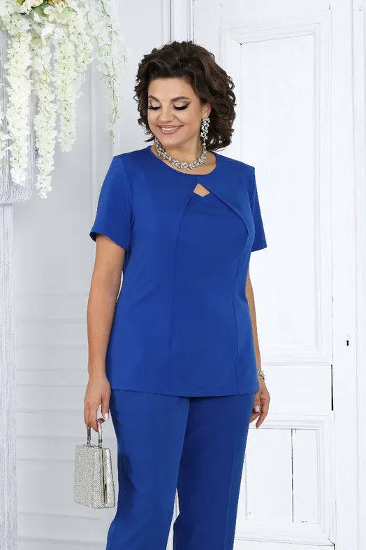 Elegantní a luxusní modrý třídílný oblek