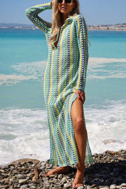 Dlouhé pletené šaty s exkluzivním potiskem a rozparkem s dlouhým rukávem