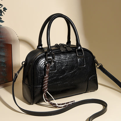 Dámská kabelka přes rameno nová jednobarevná ležérní kabelka