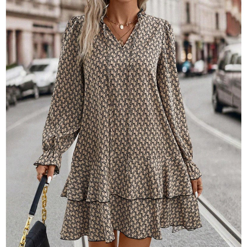 Volánkové šaty s potiskem z roku 2024