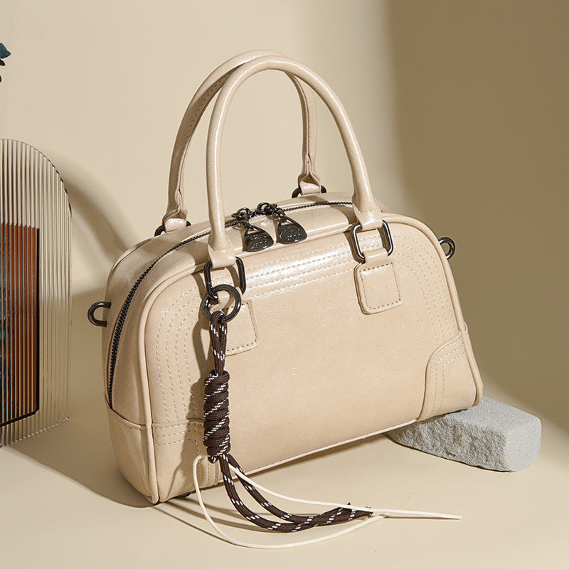 Dámská kabelka přes rameno nová jednobarevná ležérní kabelka