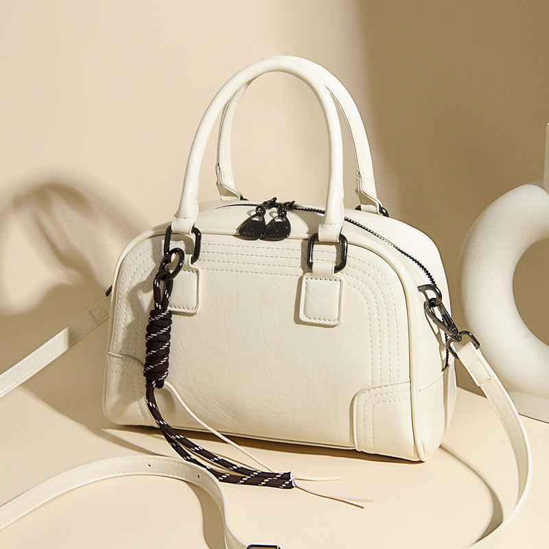 Dámská kabelka přes rameno nová jednobarevná ležérní kabelka