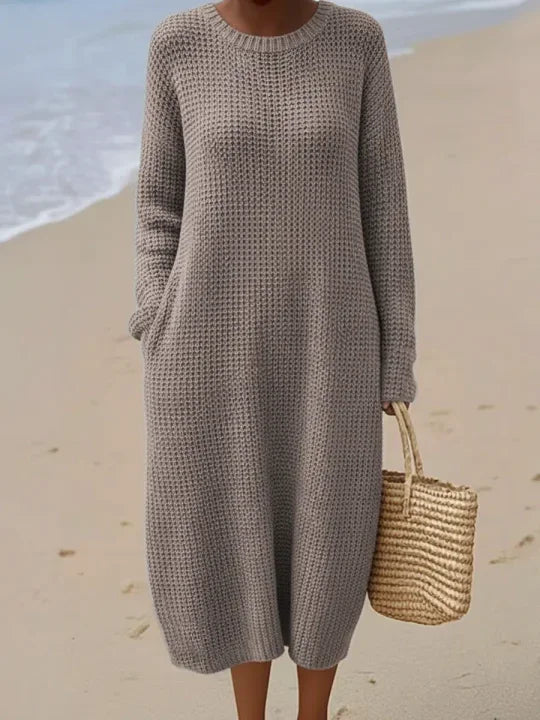 Dámské svetrové šaty s kulatým výstřihem