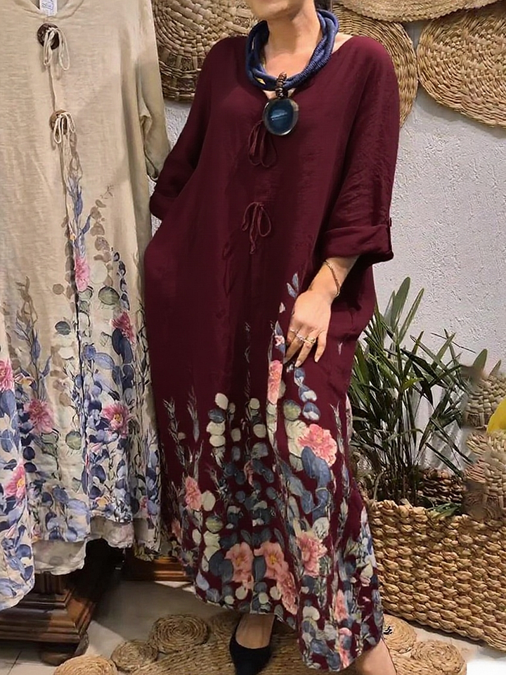 Dámská kytice s květinami, volné lněné šaty