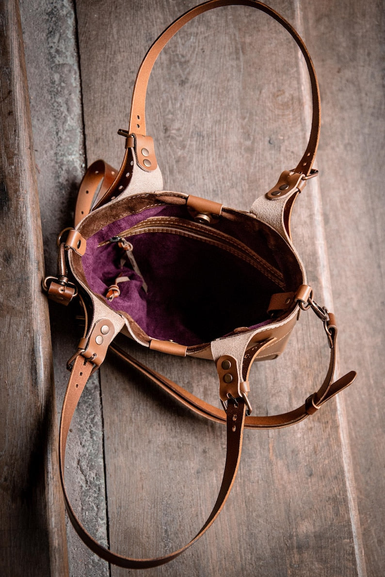 Ručně vyrobená kožená taška. Unikátní, stylová a odolná kabelka. Skvělý dárek. Tohle není čínská kabelka. Můžete si to přizpůsobit.