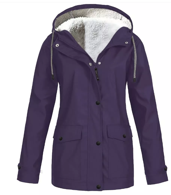 fleecovou větruodolnou bundou s kapucí