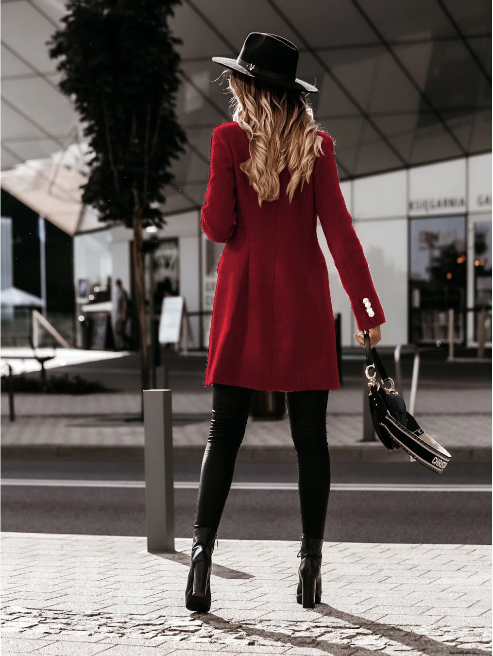 Moderno thermo yake s kopchetou