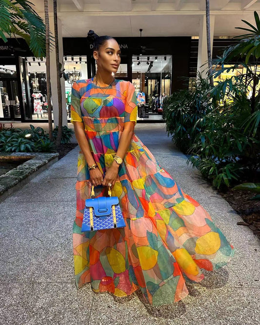 Nové volné ležérní šaty z roku 2023