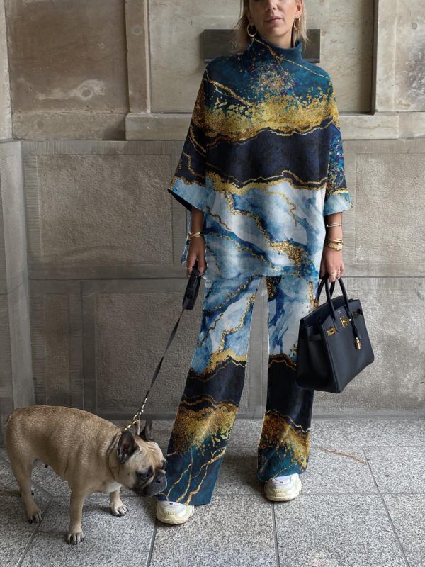 dámský dvoudílný podzimní oblek s retro potiskem