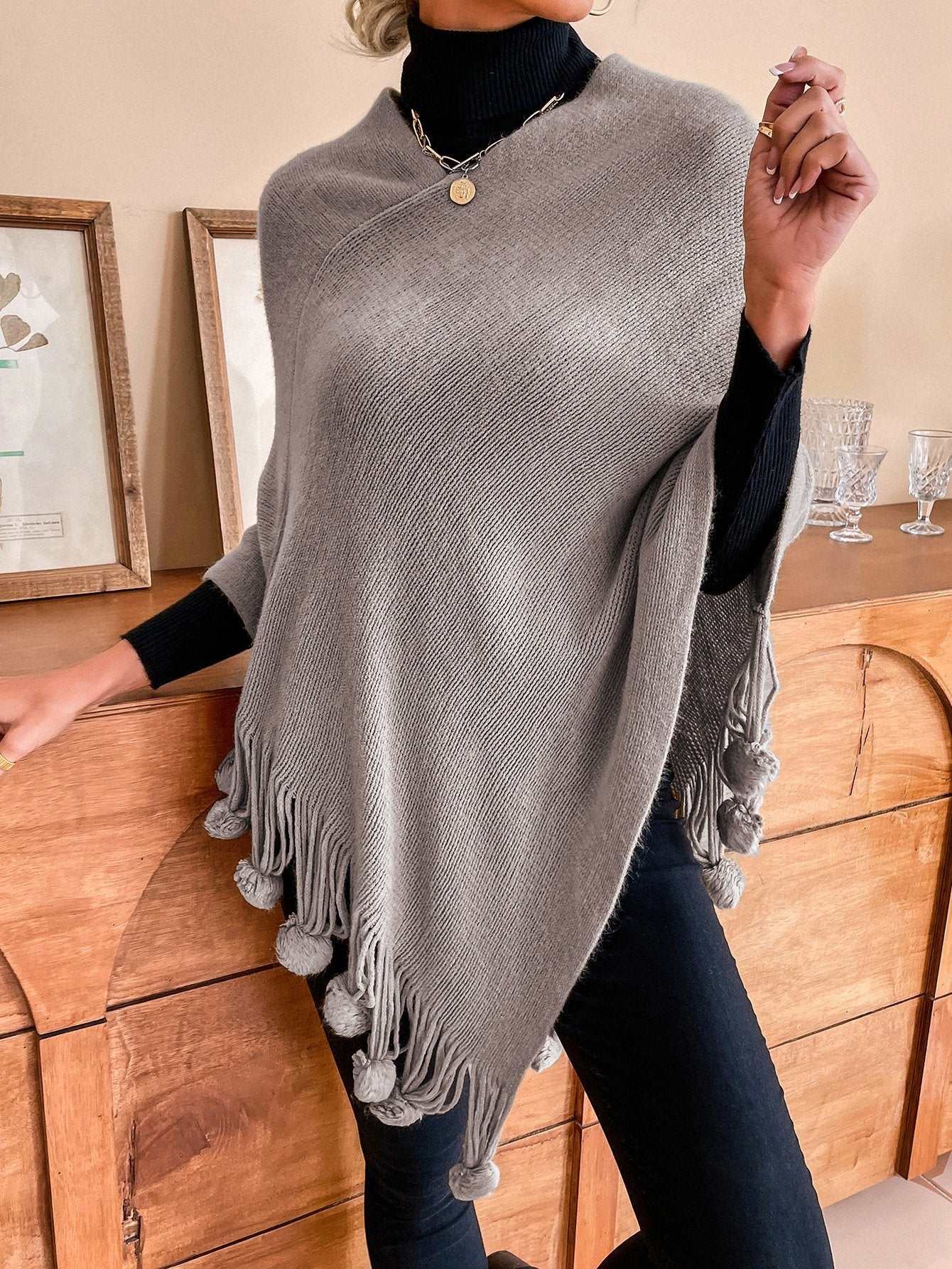 2022 nový střapcový pulovrový plášť